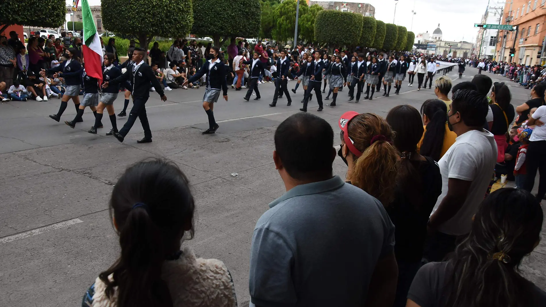 DESFILE DEL 16 SEP JESUS GTZ EL SOL DE IRAPUATO (2)